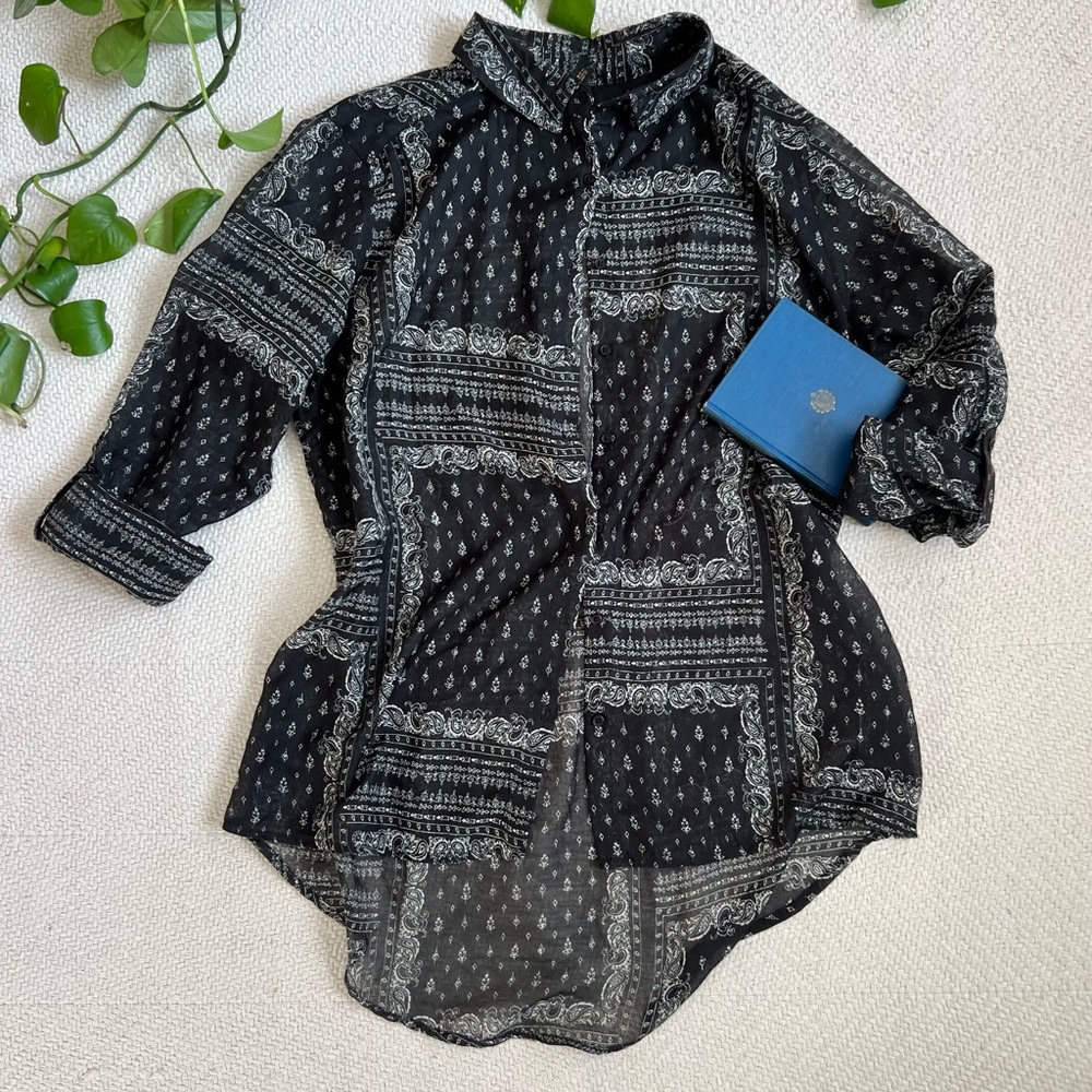 Stradivarius Black and Gray Button Down Shirt